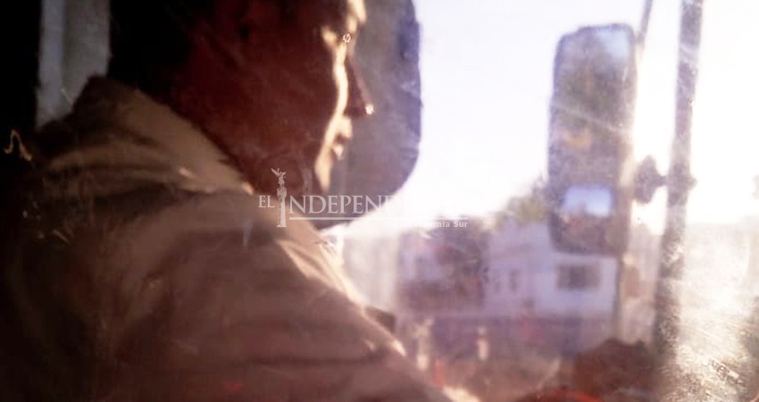 No todos los choferes del transporte público cumplen con las medidas sanitarias, acusan usuarios 