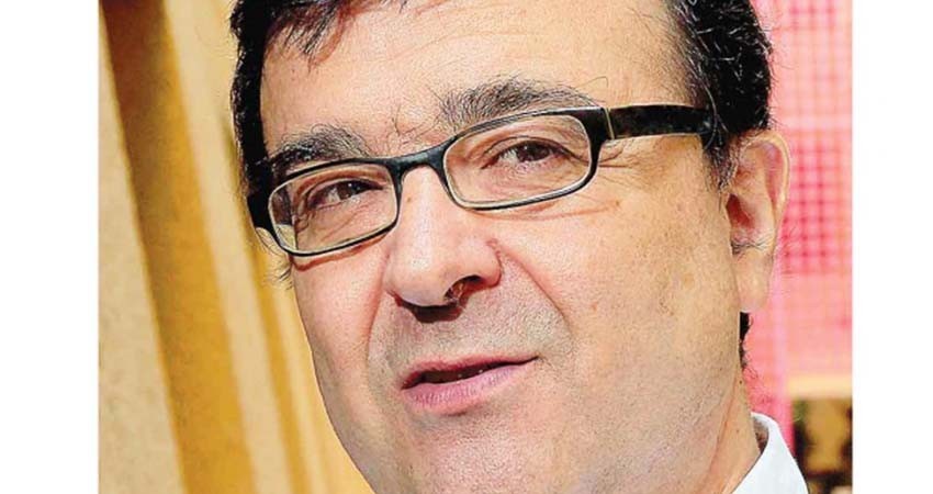 ‘La literatura vive de los conflictos’: Javier Cercas