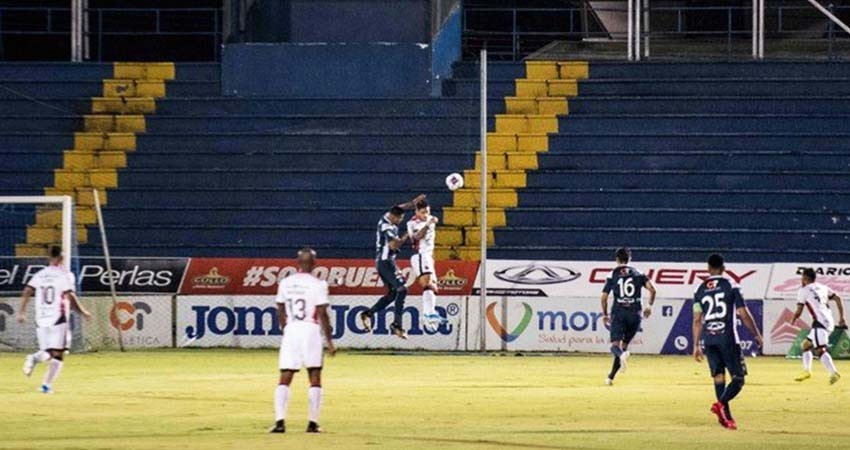 Costa Rica, primer país en reanudar torneo de futbol