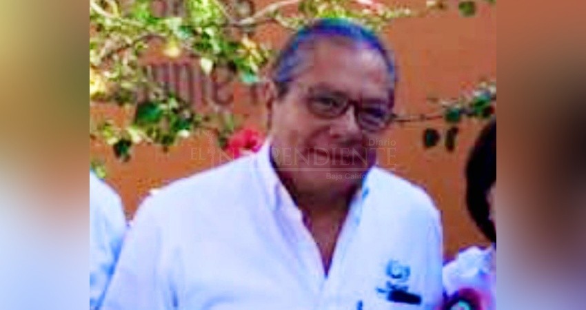Dan de alta al Dr. Alejo Méndez, tras permanecer hospitalizado por COVID-19