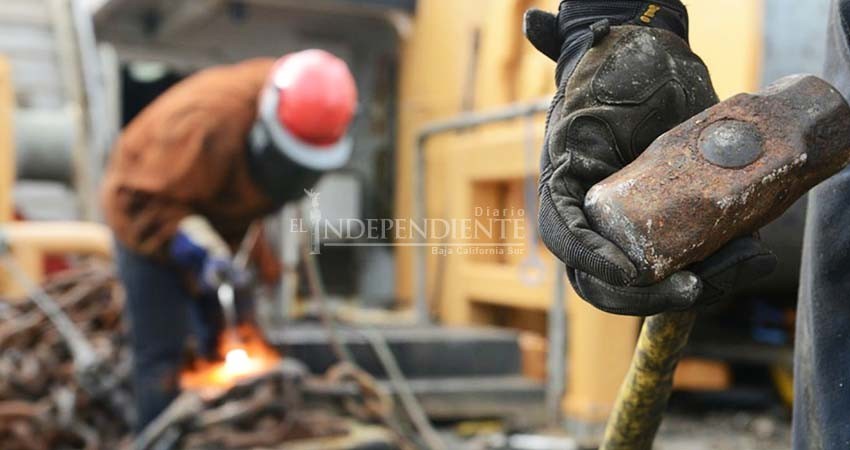 Minería, construcción y burócratas en BCS reiniciarán actividades el 1 de junio