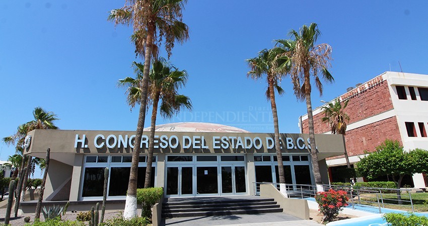 Desecha SCJN intento de exauditor de BCS para recuperar cargo