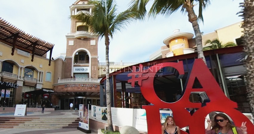 Abre sus puertas Puerto Paraíso en Cabo San Lucas
