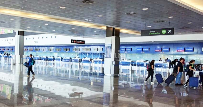 Se extiende un mes más cierre de fronteras entre EEUU y México