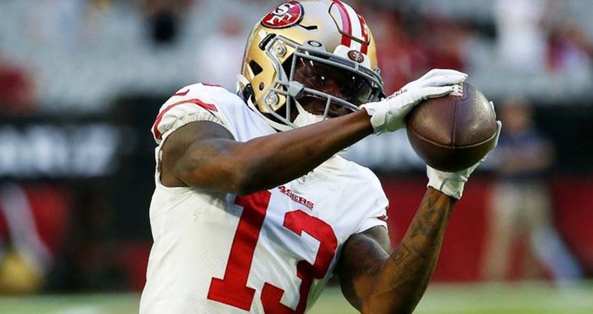 Trump desestima declaración de su asesor sobre la NFL