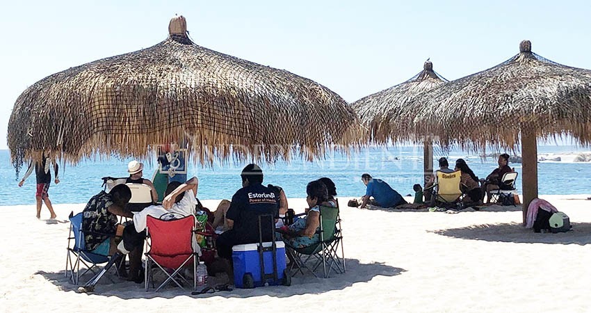 Ciudadanos se niegan a acatar disposiciones sanitarias en playas