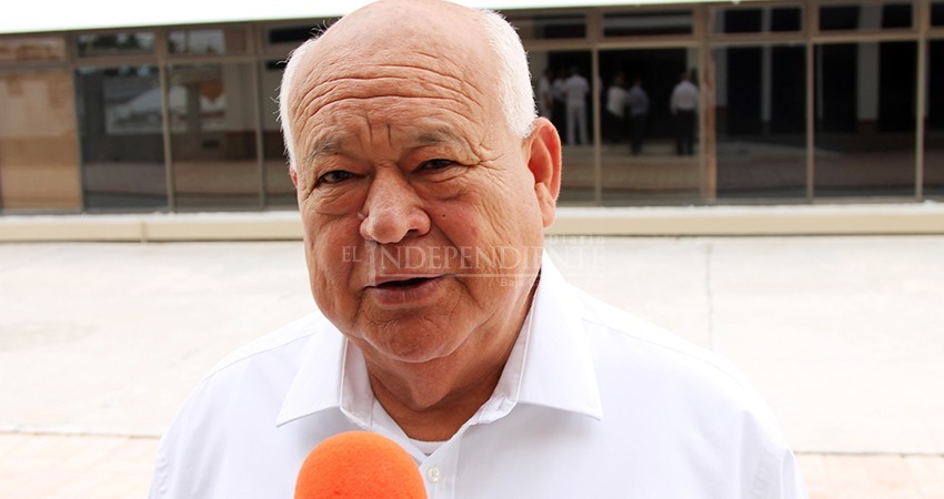 “El salario es sagrado”, Víctor Castro se dice dispuesto a revisar el conflicto de maestros de tiempo completo