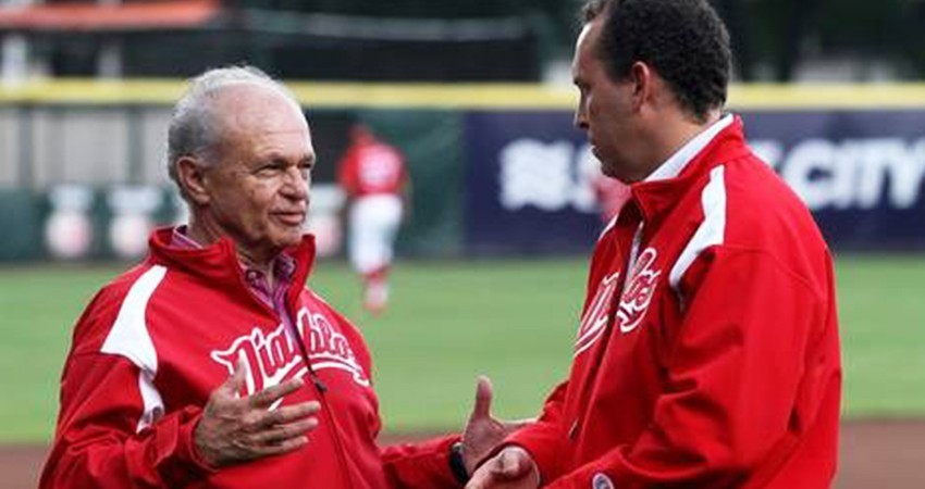 Por primera vez en casi un siglo, afición se queda sin beisbol nacional