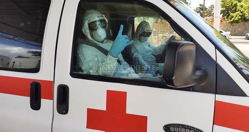 Ambulancias atienden diario traslados COVID-19 en Los Cabos