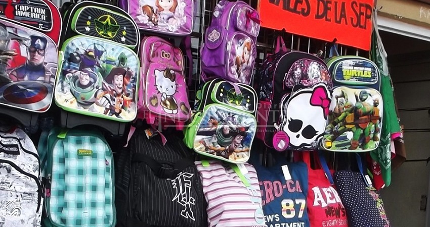 Por pandemia, vales para útiles escolares y uniformes se entregarán de manera gradual: SEP