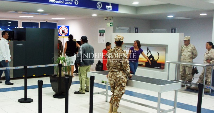 "Seguridad" de aduanas y puertos de BCS en manos de Ejército y Marina: API