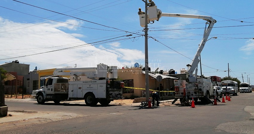 Caluroso “apagón” de energía eléctrica en Cabo San Lucas