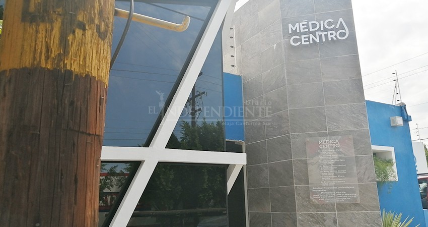 Demandan al secretario de salud, Víctor George, "que predique con el ejemplo"