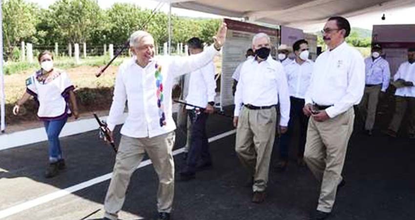 Señala el presidente mejora de la economía gracias a la reactivación de obras