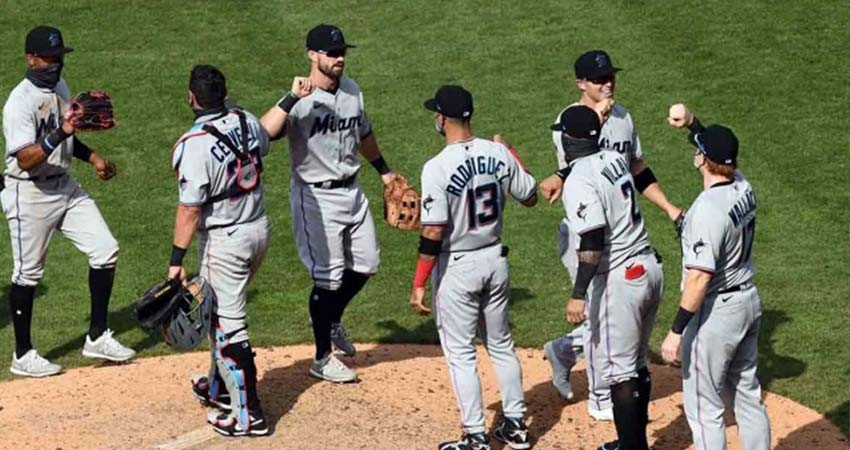 Brote de covid-19 en Marlines hace peligrar temporada