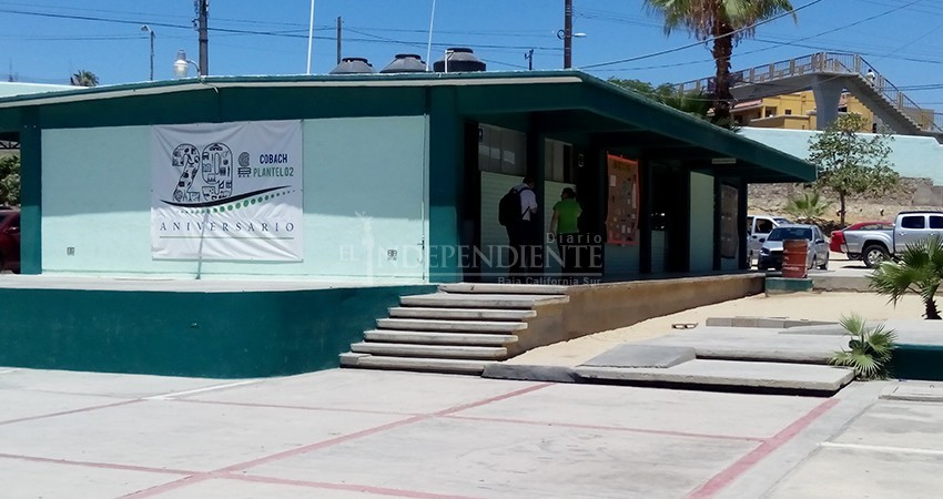 Exámenes de admisión a preparatorias se aplicarán en línea 