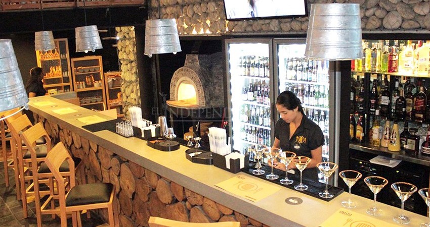 No se cambiarán avisos de funcionamiento de bar a restaurant bar en BCS: Coepris 