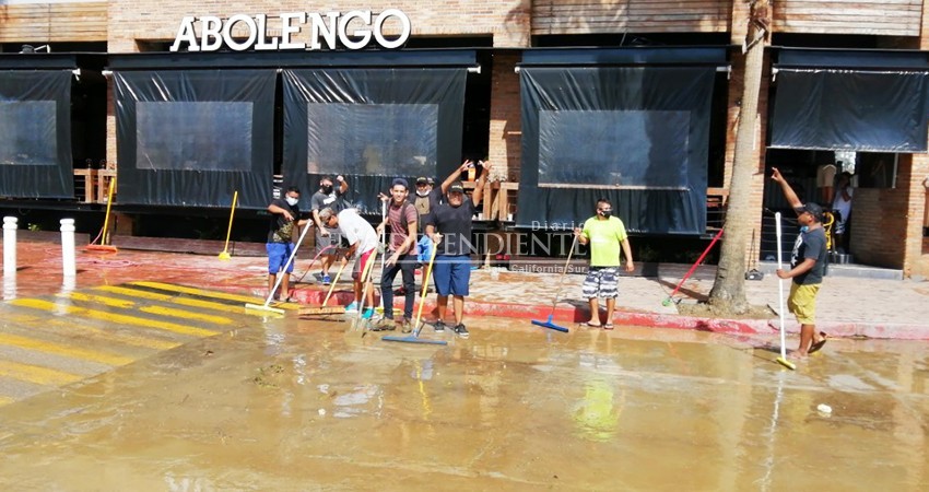 Comunidad turística se une para limpiar centro y Recinto Portuario de CSL