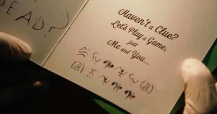 ¿Cuál es la respuesta al mensaje de Acertijo en tráiler de Batman?