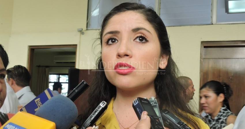 Acusan a la ex síndica de avalar daños ambientales y a propiedades en poblado de La Playa