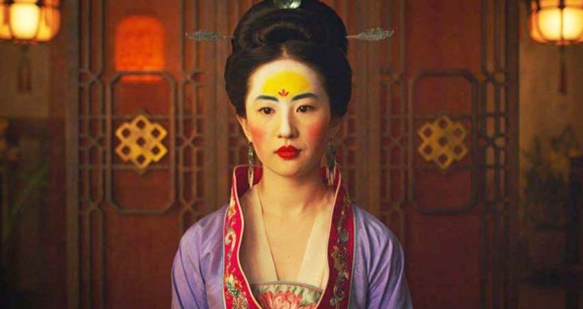 Pekín apoya la película Mulan en medio de la polémica