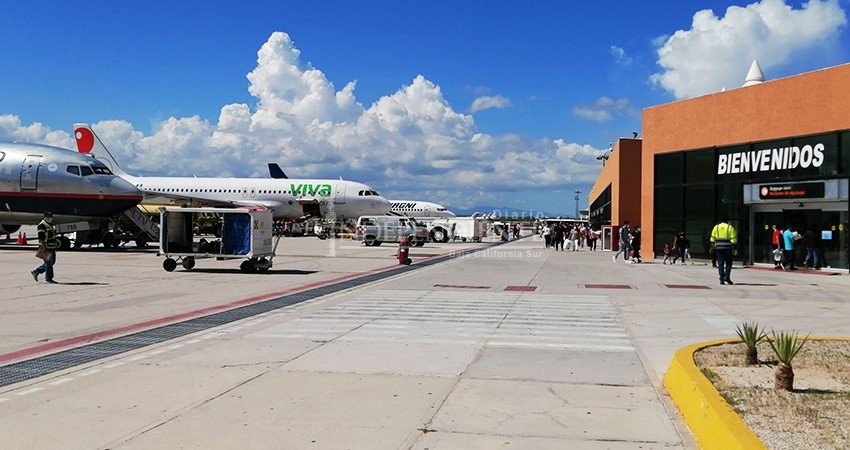 Los Cabos recupera conectividad aérea nacional
