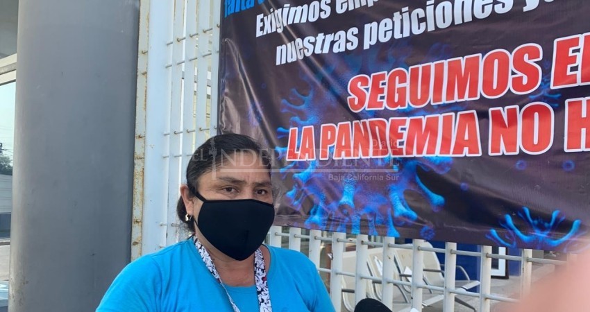 Acusan pacientes a ISSSTE de negarles hemodiálisis; la subdelegación asegura que se subrogan