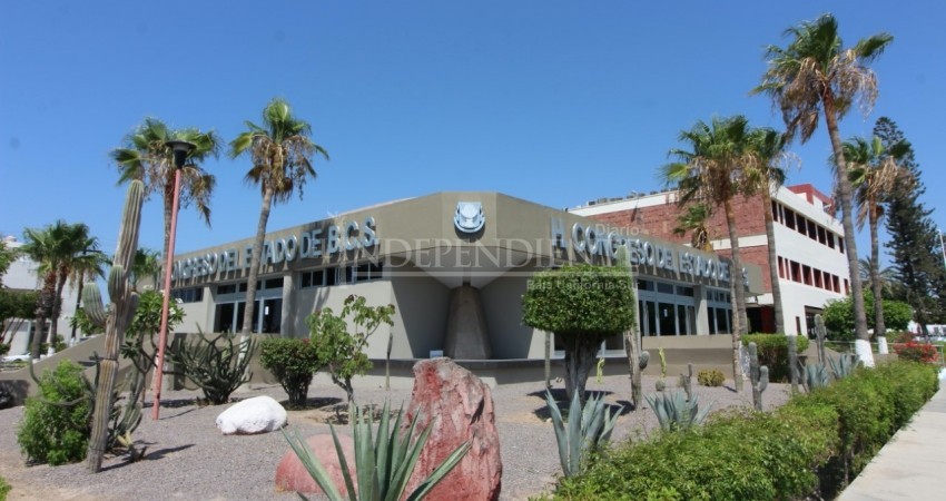 Desecha SCJN controversia solicitada por diputados de oposición