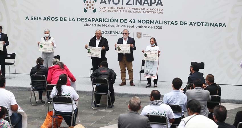 Piden al presidente que “apriete” la investigación en el caso de los 43