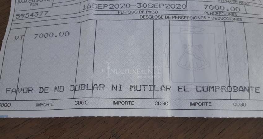 Gobierno del Estado paga a profesores con cheques sin fondos