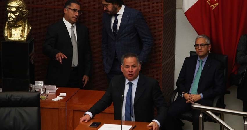 Sólo se podría investigar a Calderón y a Peña: UIF