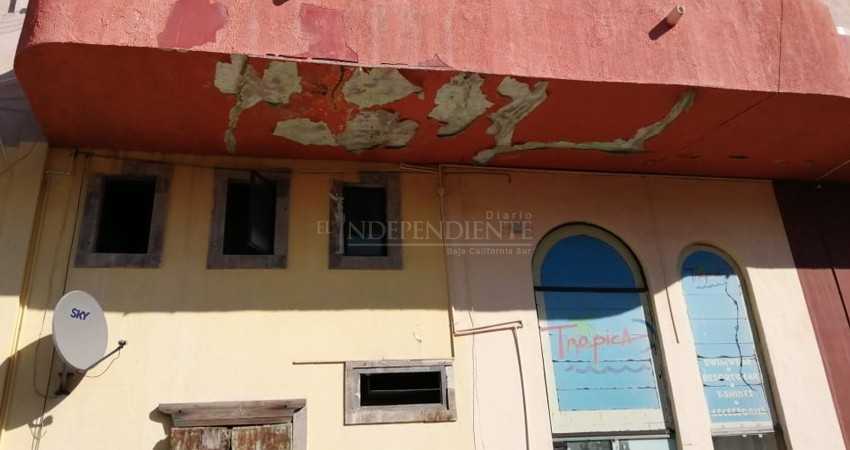 “En la mira” plaza comercial por contaminar zona turística de CSL