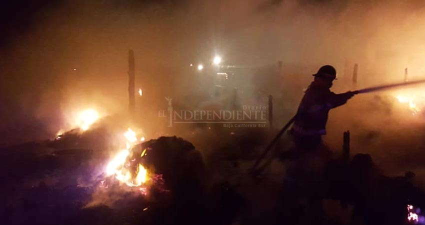 Guerrero Negro reúne apoyo para familia víctima de fatal incendio