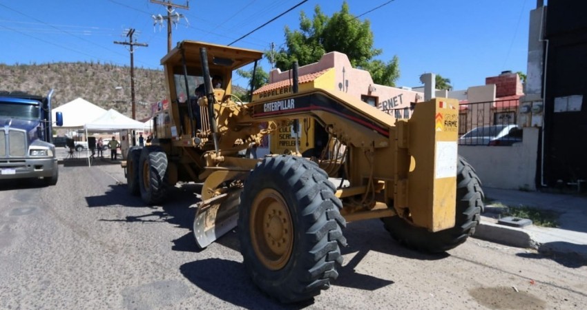 Alcalde da banderazo a la segunda etapa de Pavimentemos La Paz