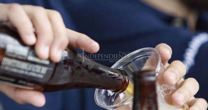 “Pistean” en la calle, debido al límite de aforo en negocios de Los Cabos