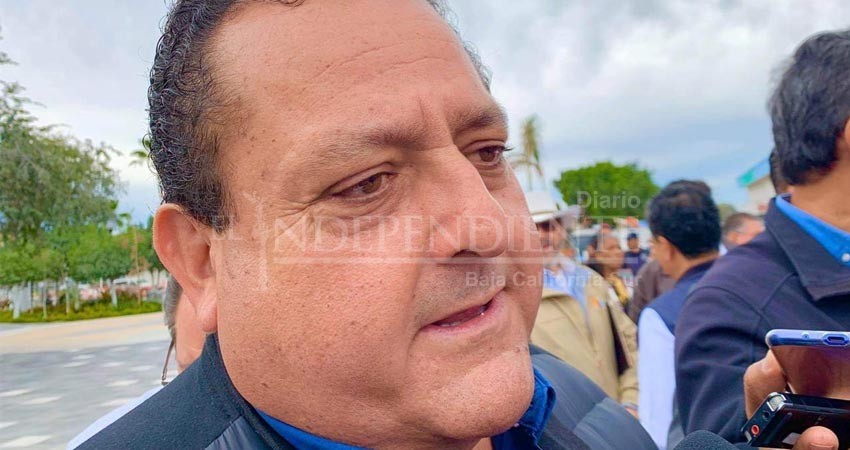 Se recupera Mendoza Davis; retorna a sus actividades