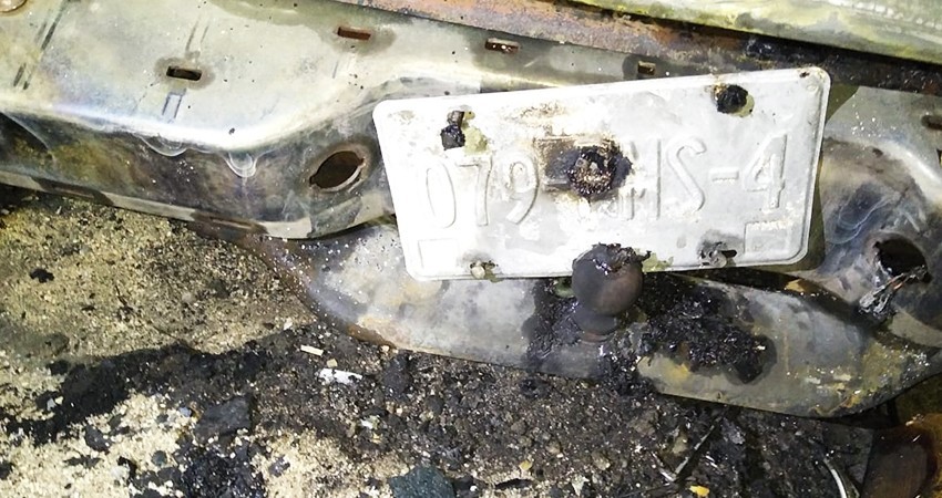 Localizan incendiado vehículo de persona desaparecida en La Paz