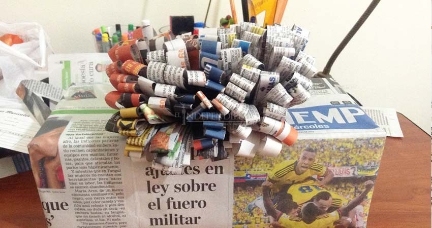 Para desplastificar, proponen formas no contaminantes de envolver regalos