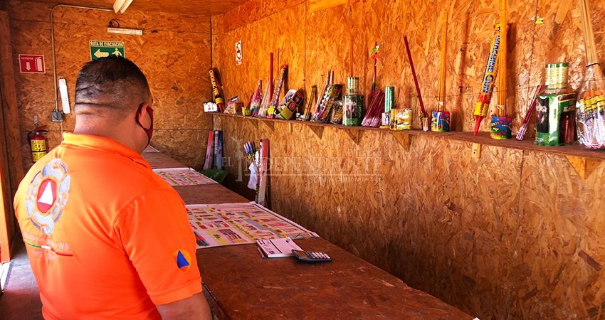 Ayuntamiento de Los Cabos otorgó permisos para venta de pirotecnia