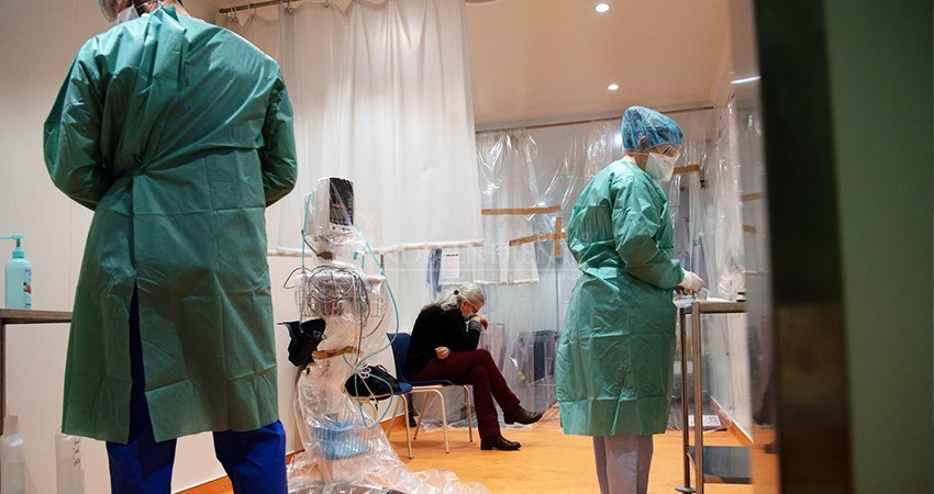 Tener COVID-19 puede costarte hasta 30 mil pesos