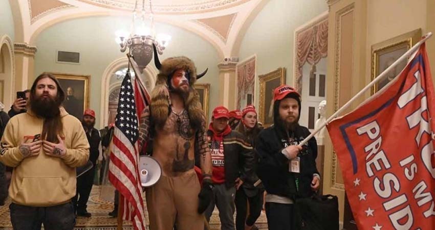 Portavoz ruso ve ‘arcaico’ al sistema electoral de EU