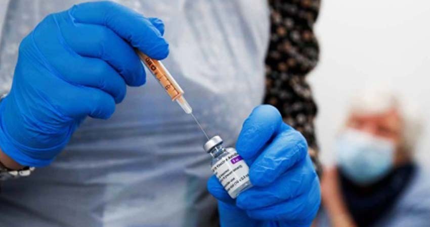 Ensayos de vacuna combinada Sputnik V y AstraZeneca, en febrero