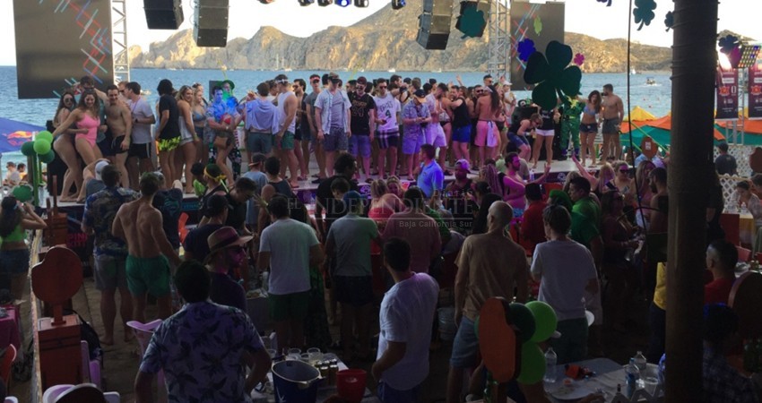 Se queda Los Cabos sin spring break