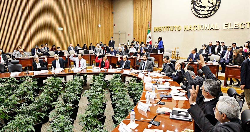 Ningún partido ha cedido su tiempo de radio y tv a campaña de vacunación: INE