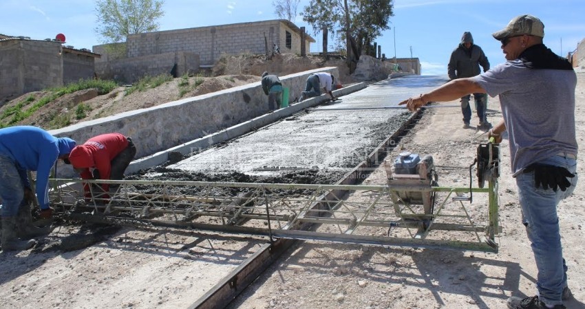 Proponen crear una ley que regule calidad en obras de pavimentación en BCS