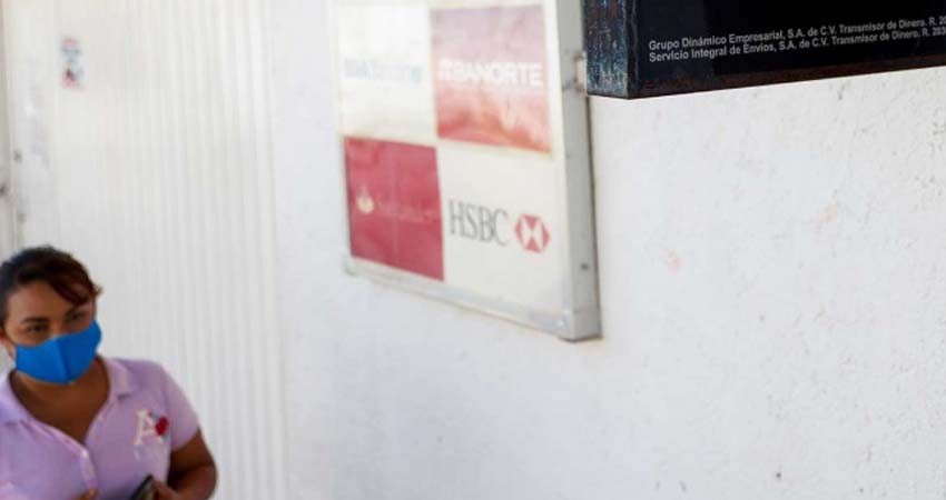 Con remesas récord mexicanos en EU hacen frente a crisis