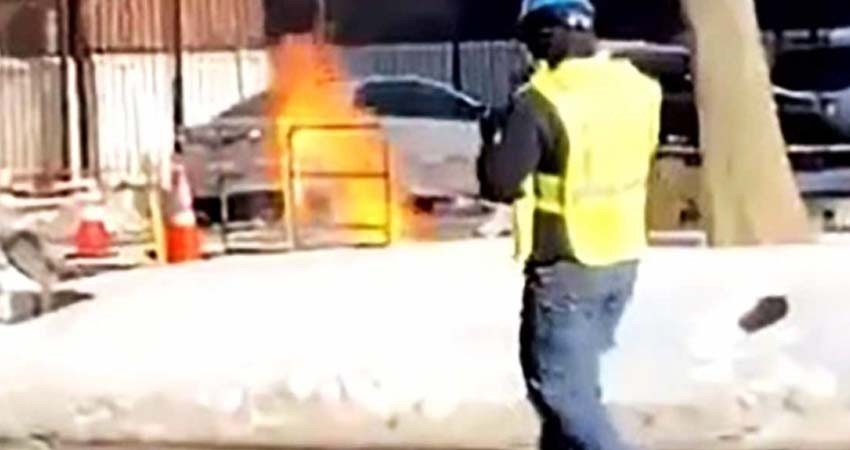 Se registra fuga de gas natural en Nueva York; fuego sale por coladera