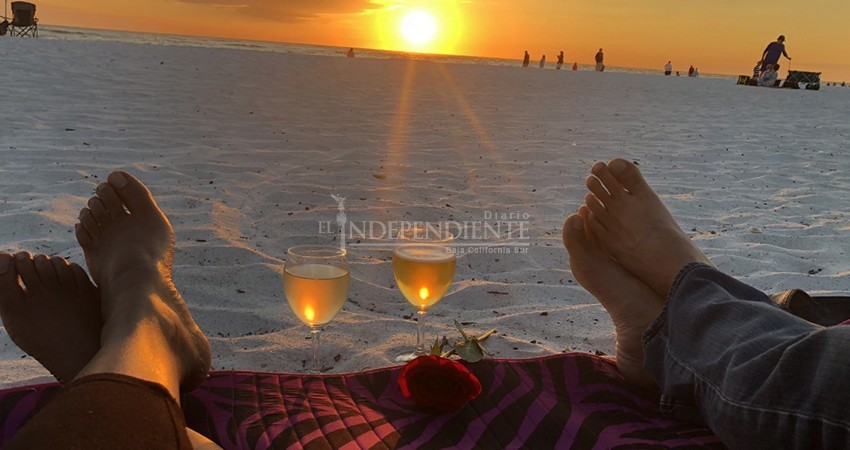 ¿Cena romántica? 98% de los restaurantes de BCS tienen servicio a domicilio