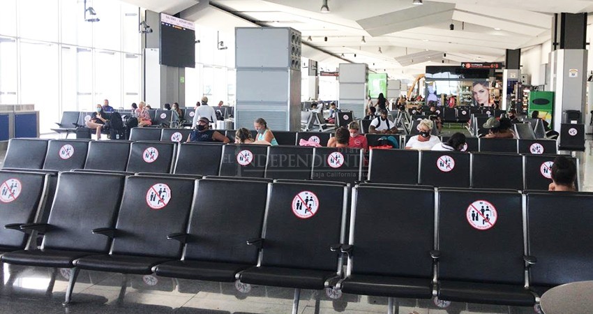 Se recupera ocupación de vuelos de EE. UU. en  un 46%