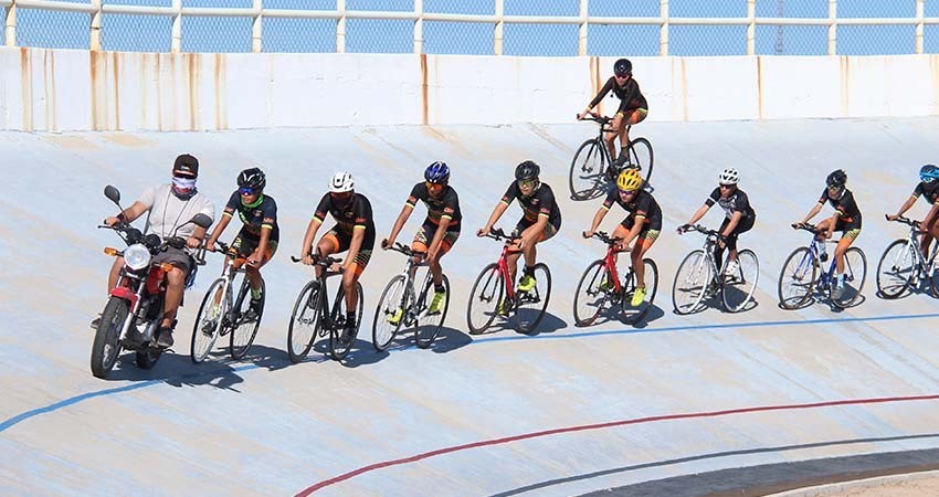 Integran selección de ciclismo para el nacional de pista
